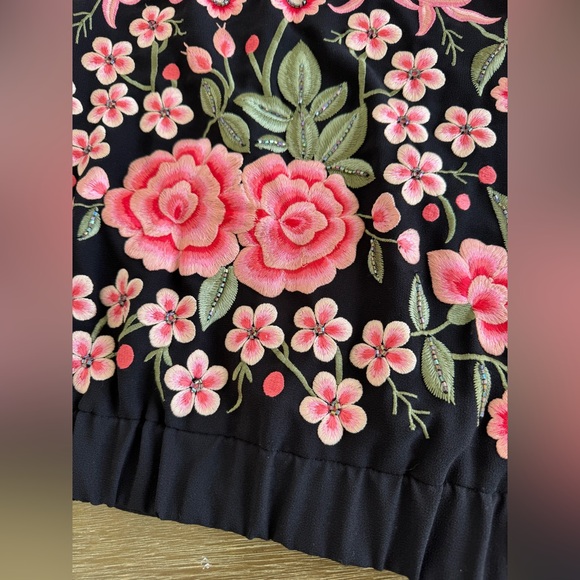 Needle & Thread Embroidered Rose Bomber Floral Crepe Jacket Size US 8 - Picture 11 of 16